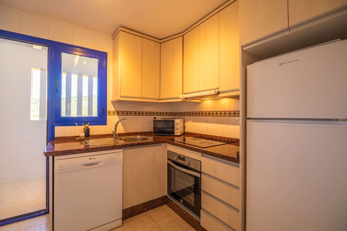 2 sypialnia Penthouse na sprzedaż w La Duquesa / Puerto de la Duquesa - 380 000 € (Ref: 9363853)