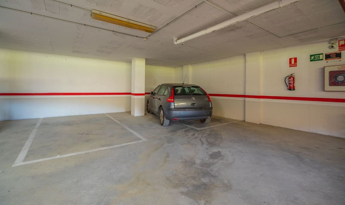 2 sypialnia Penthouse na sprzedaż w La Duquesa / Puerto de la Duquesa - 380 000 € (Ref: 9363853)