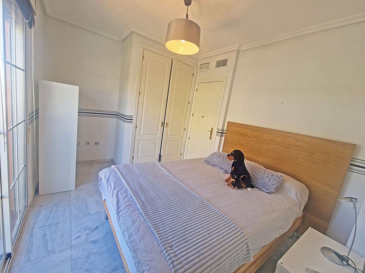 4 quarto Casa em Banda para venda em Cabopino - 525 000 € (Ref: 9363854)