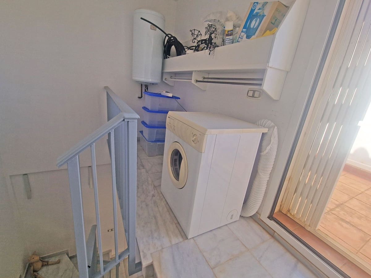 4 quarto Casa em Banda para venda em Cabopino - 525 000 € (Ref: 9363854)