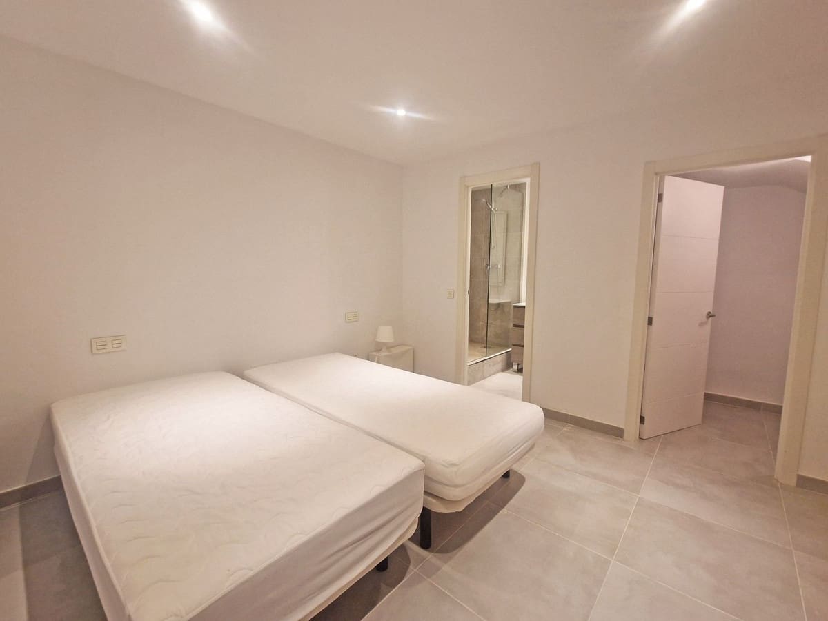 4 quarto Casa em Banda para venda em Cabopino - 525 000 € (Ref: 9363854)