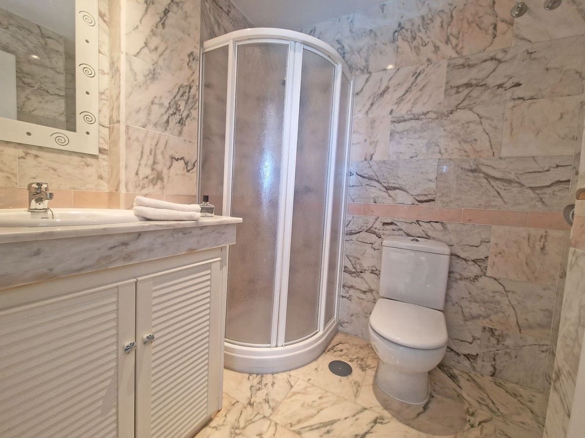 4 quarto Casa em Banda para venda em Cabopino - 525 000 € (Ref: 9363854)