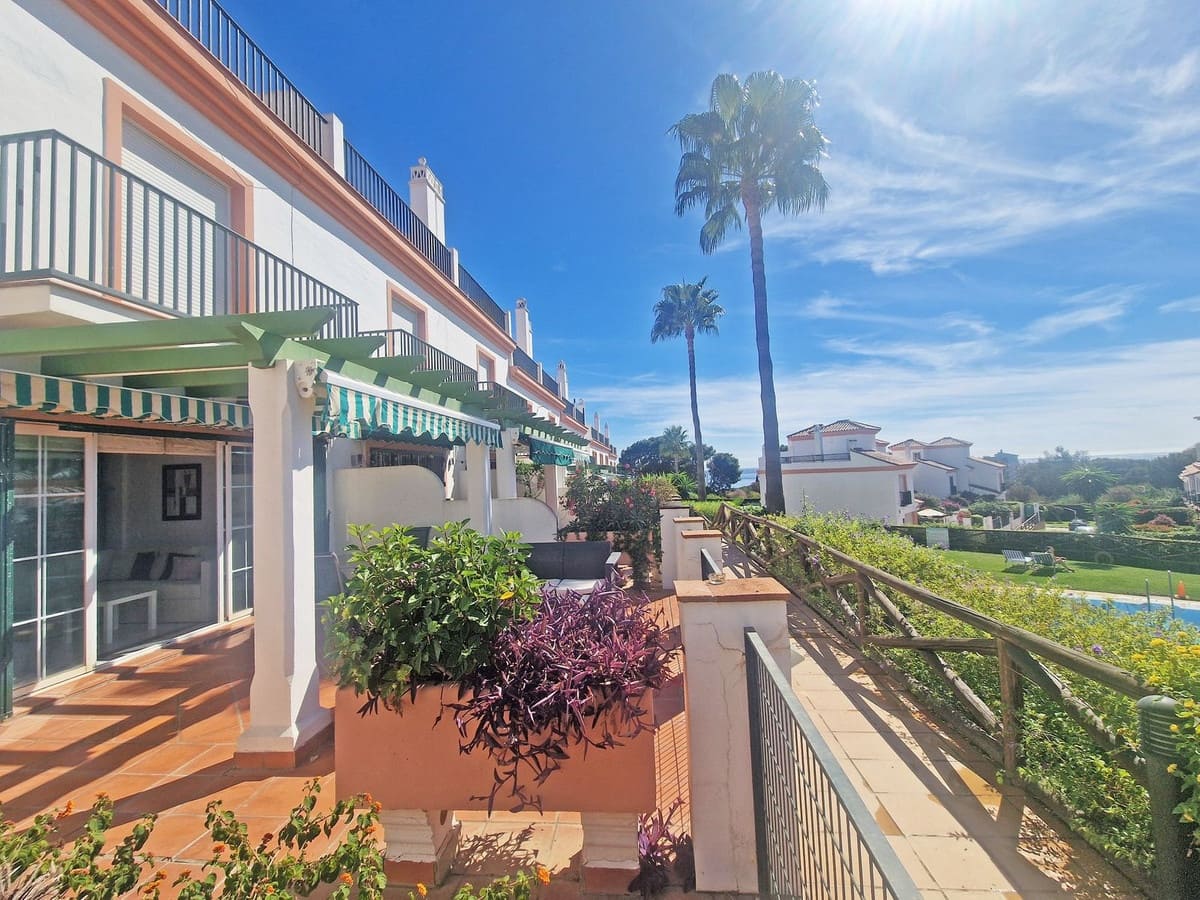 4 quarto Casa em Banda para venda em Cabopino - 525 000 € (Ref: 9363854)