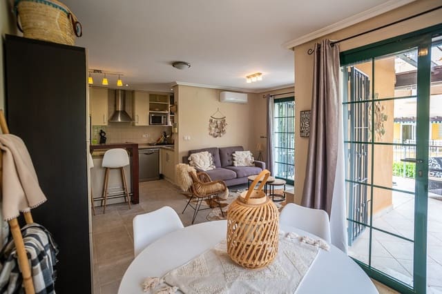 3 quarto Moradia Geminada para venda em Las Piscinas Naturales, Torrevieja - 285 000 € (Ref: 9363860)