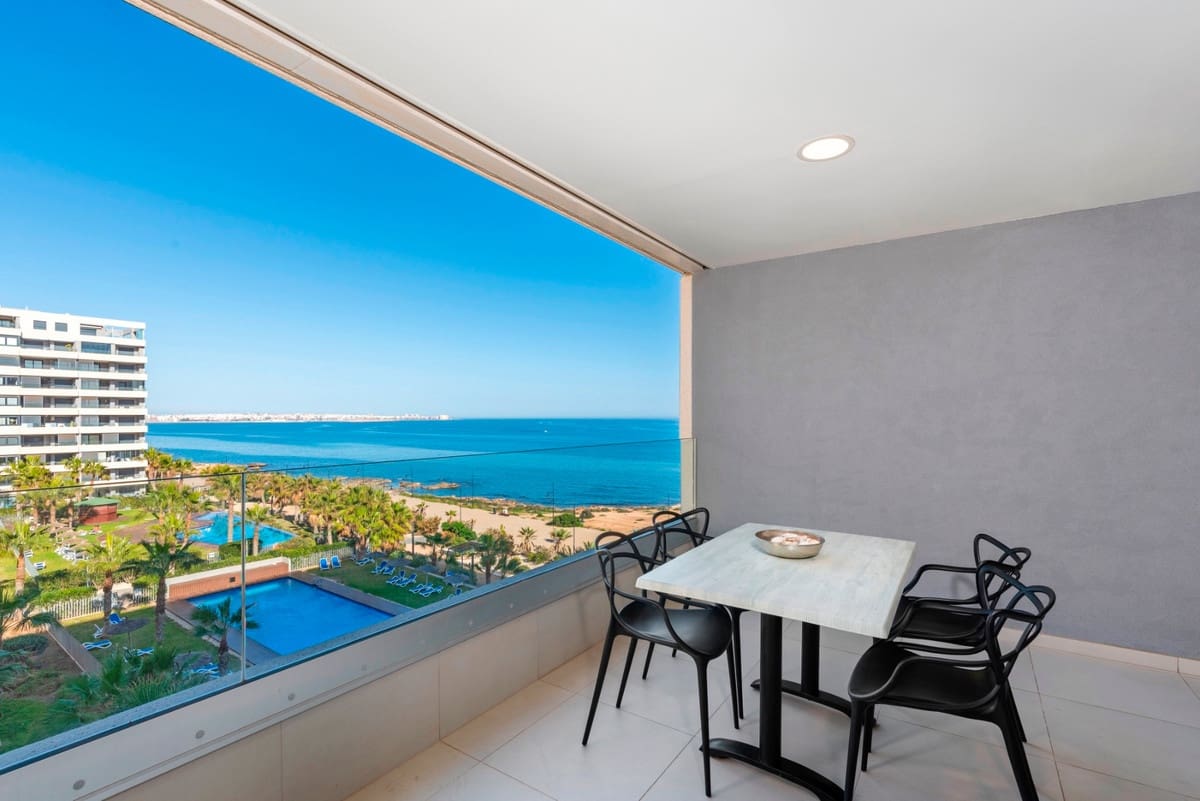 2 bedroom Apartment for sale in Orihuela Costa - € 479,000 (Ref: 9363863)