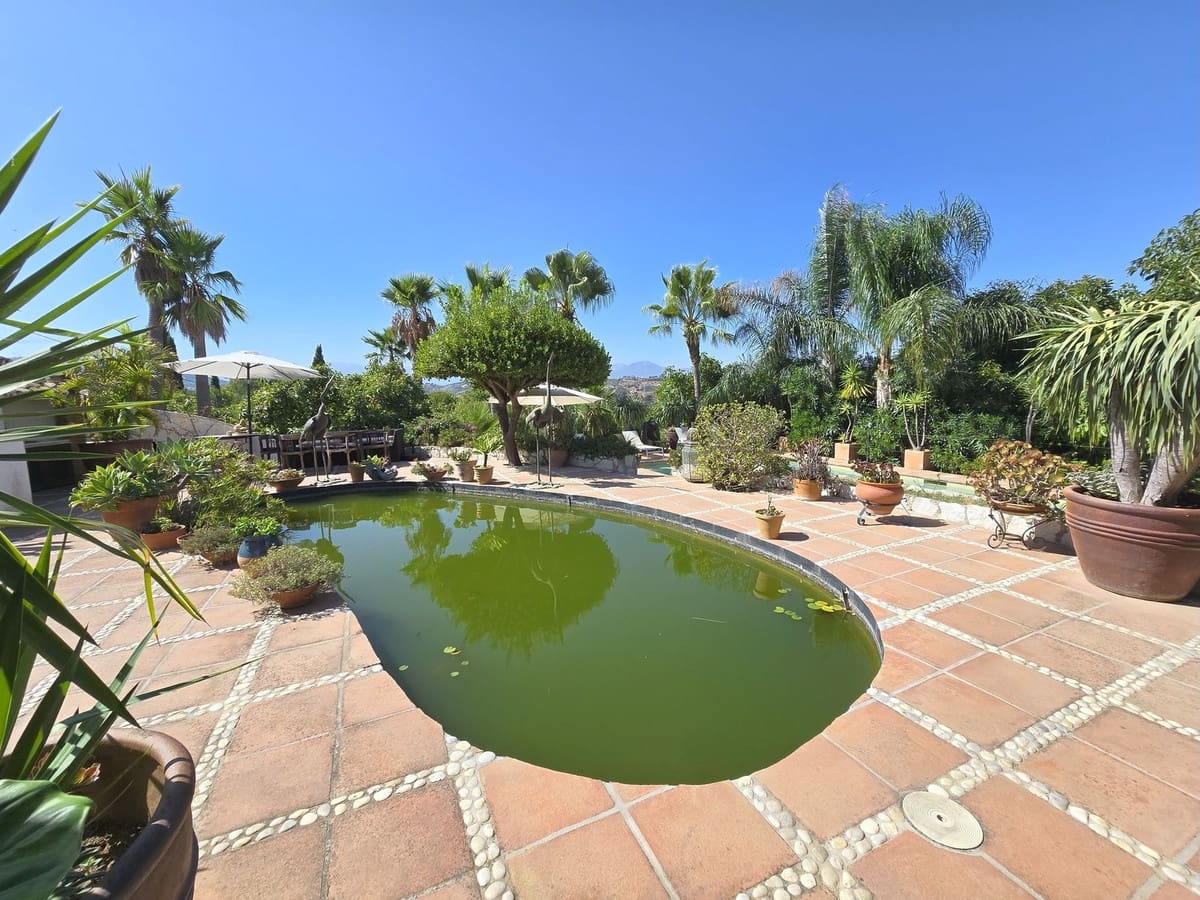 6 quarto Quinta/Casa Rural para venda em Alhaurin el Grande - 890 000 € (Ref: 9363864)