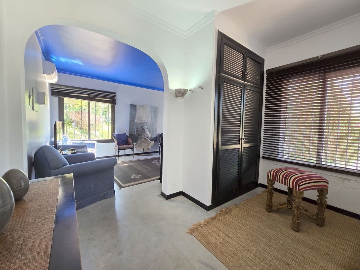 6 bedroom Finca/Country House for sale in Alhaurin el Grande - € 890,000 (Ref: 9363864)