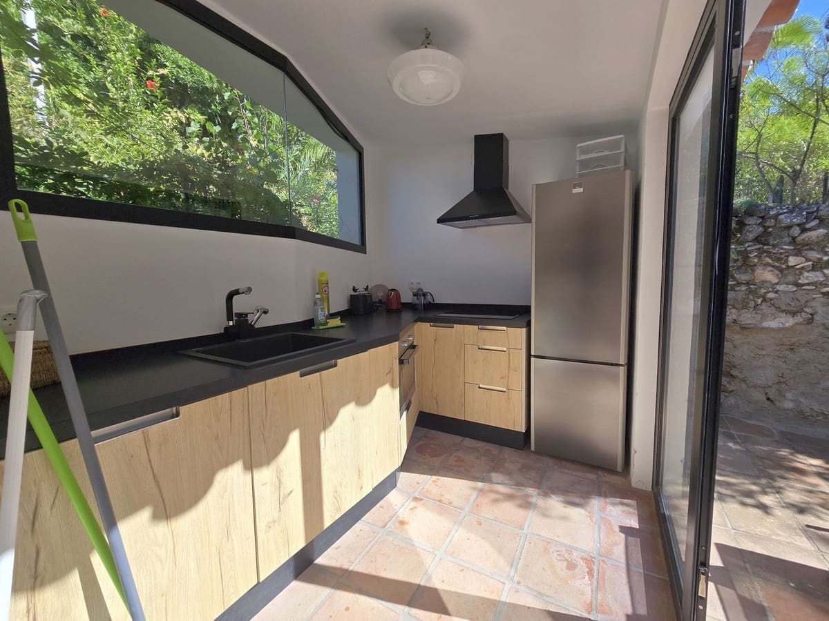 6 bedroom Finca/Country House for sale in Alhaurin el Grande - € 890,000 (Ref: 9363864)