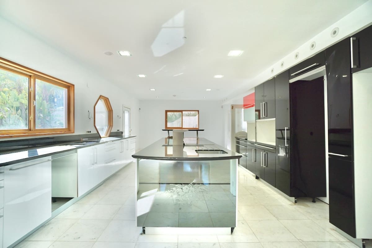 5 chambre Villa/Maison à vendre à Benahavis - 2 300 000 € (Ref: 9363867)