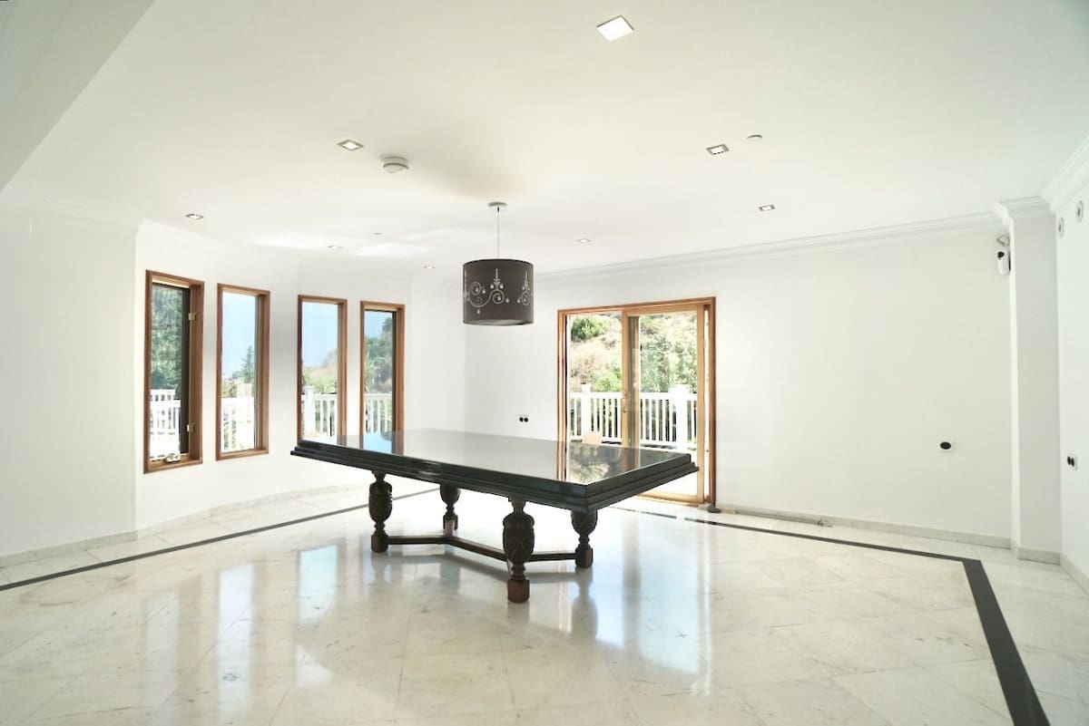 5 chambre Villa/Maison à vendre à Benahavis - 2 300 000 € (Ref: 9363867)