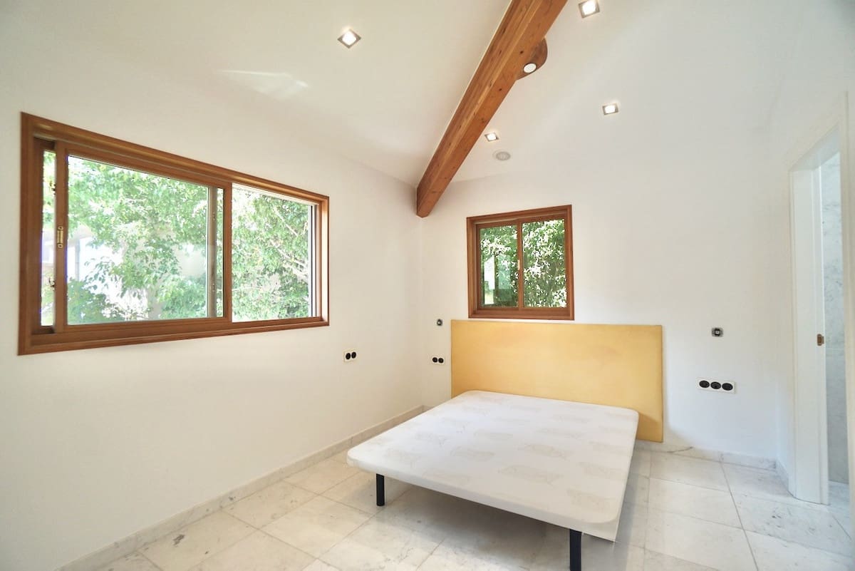 5 chambre Villa/Maison à vendre à Benahavis - 2 300 000 € (Ref: 9363867)