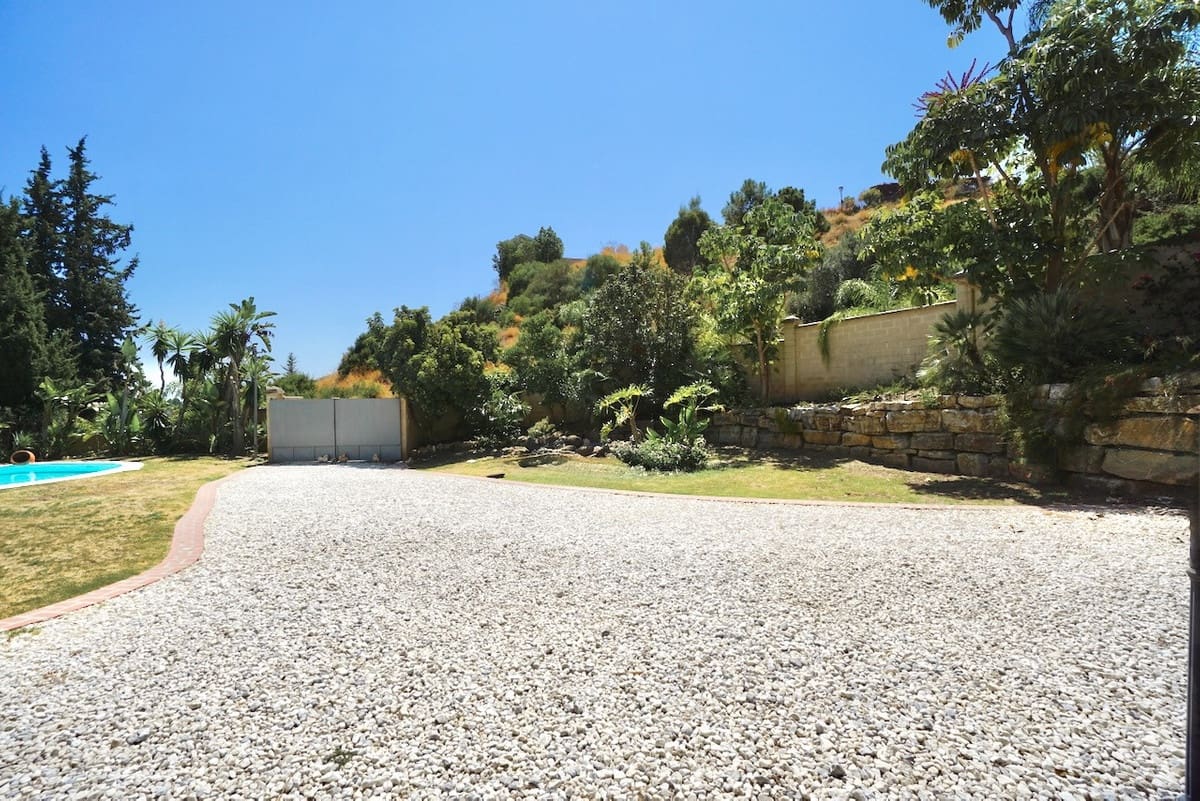 5 chambre Villa/Maison à vendre à Benahavis - 2 300 000 € (Ref: 9363867)