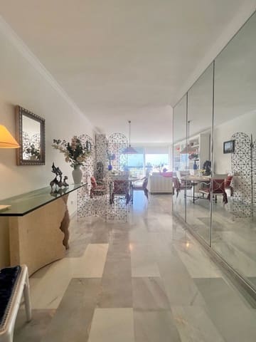Ático de 2 habitaciones en Bel-Air, Estepona en venta - 459.000 € (Ref: 9363890)
