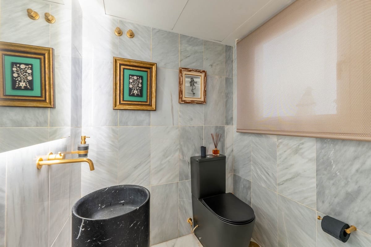 2 bedroom Semi-detached Villa for sale in La Quinta - € 1,750,000 (Ref: 9363891)