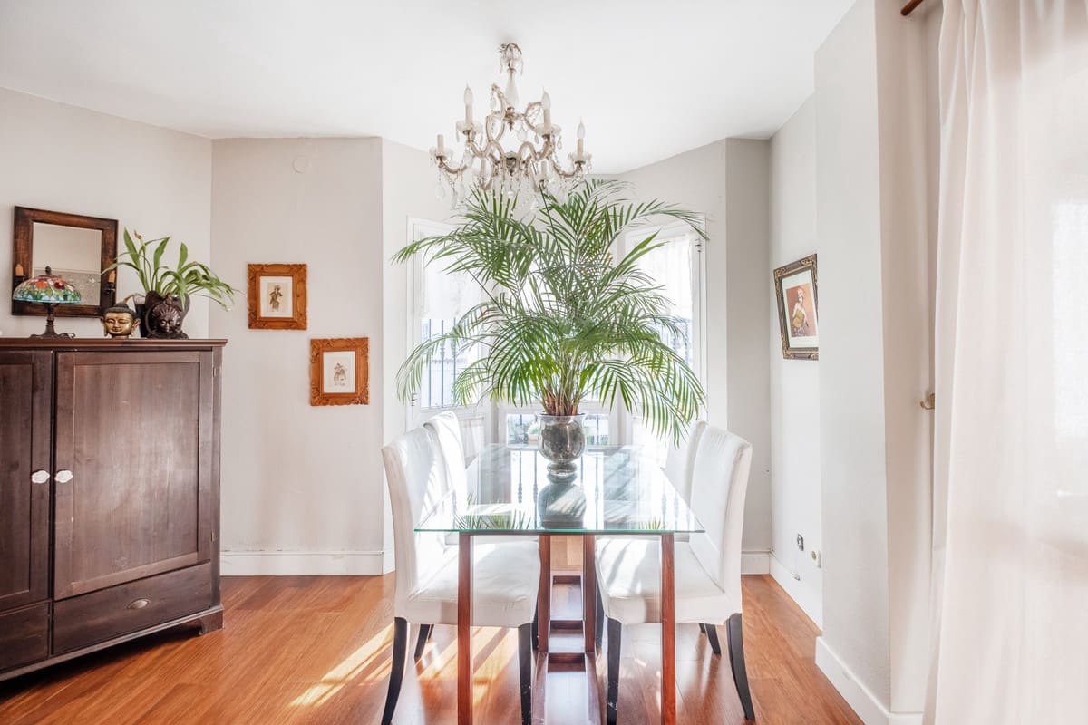 Ático de 2 habitaciones en Nueva Andalucia en venta - 395.000 € (Ref: 9363895)