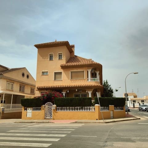 4 soveværelse Villa til salg i Ciudad, San Javier - € 295.000 (Ref: 9363896)