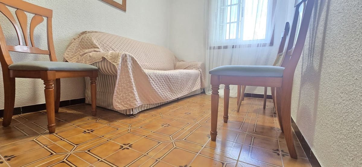 4 quarto Moradia em Banda para venda em Torrevieja - 249 900 € (Ref: 9363905)