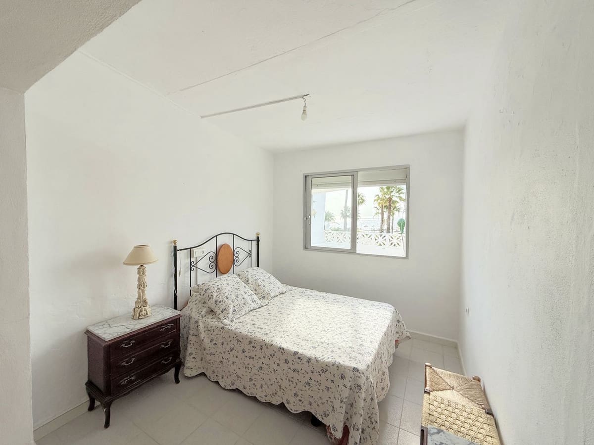 3 camera da letto Casa in vendita in La Duquesa / Puerto de la Duquesa - 290.000 € (Rif: 9363912)