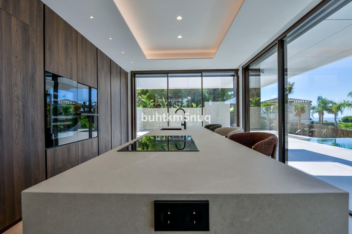 Chalet de 4 habitaciones en Altea en venta - 2.795.000 € (Ref: 9363913)