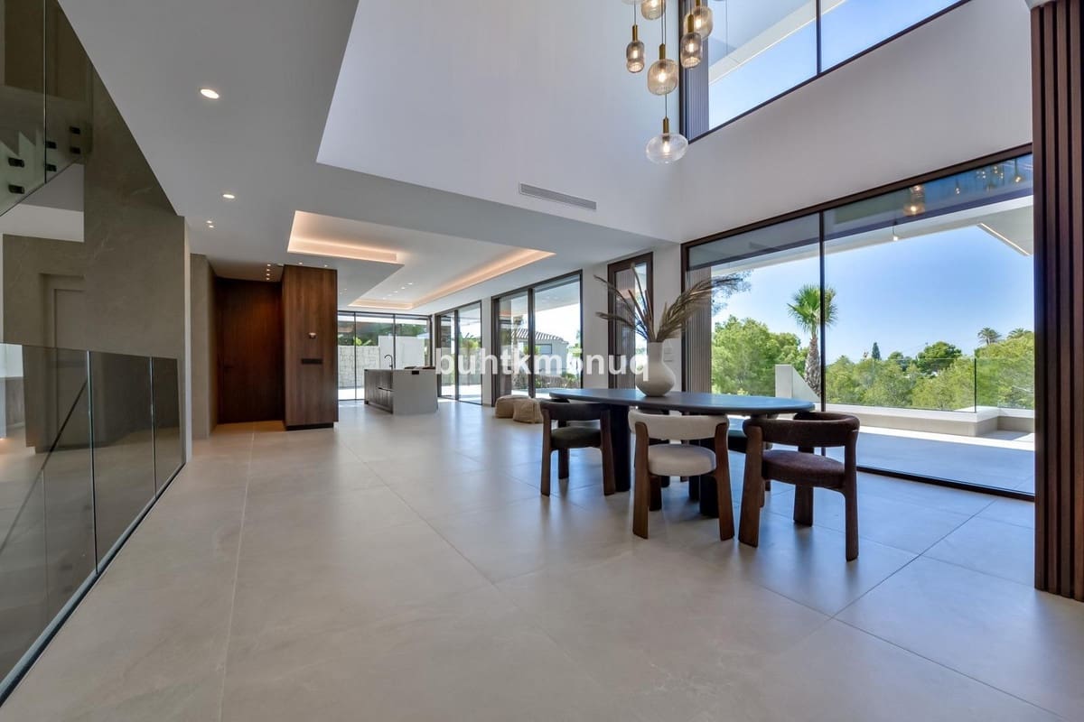 Chalet de 4 habitaciones en Altea en venta - 2.795.000 € (Ref: 9363913)