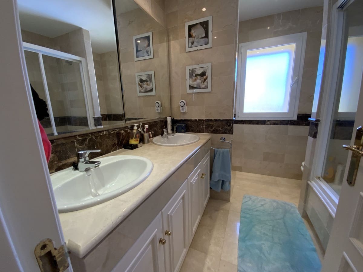 3 camera da letto Appartamento in vendita in Rio Real - 2.880.000 € (Rif: 9363916)