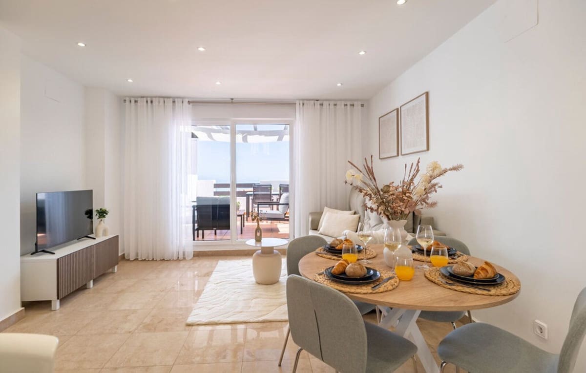 2 Zimmer Apartment zu verkaufen in Manilva - 329.000 € (Ref: 9363917)