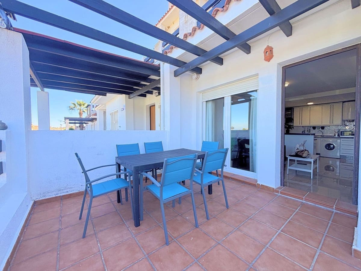 2 bedroom Apartment for sale in La Duquesa / Puerto de la Duquesa - € 240,000 (Ref: 9363918)