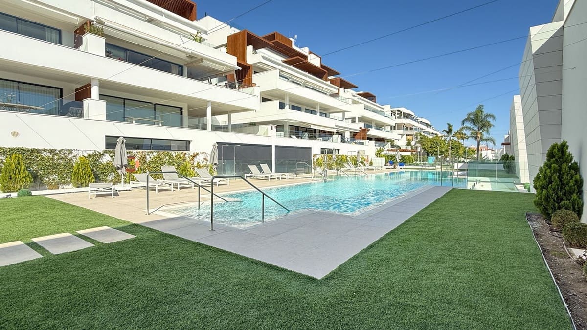 2 chambre Appartement à vendre à Estepona - 680 000 € (Ref: 9363919)