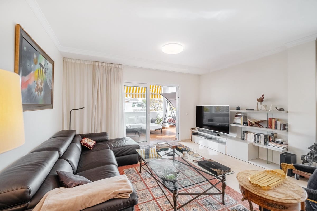 3 quarto Apartamento para venda em Golden Mile - 630 000 € (Ref: 9363920)