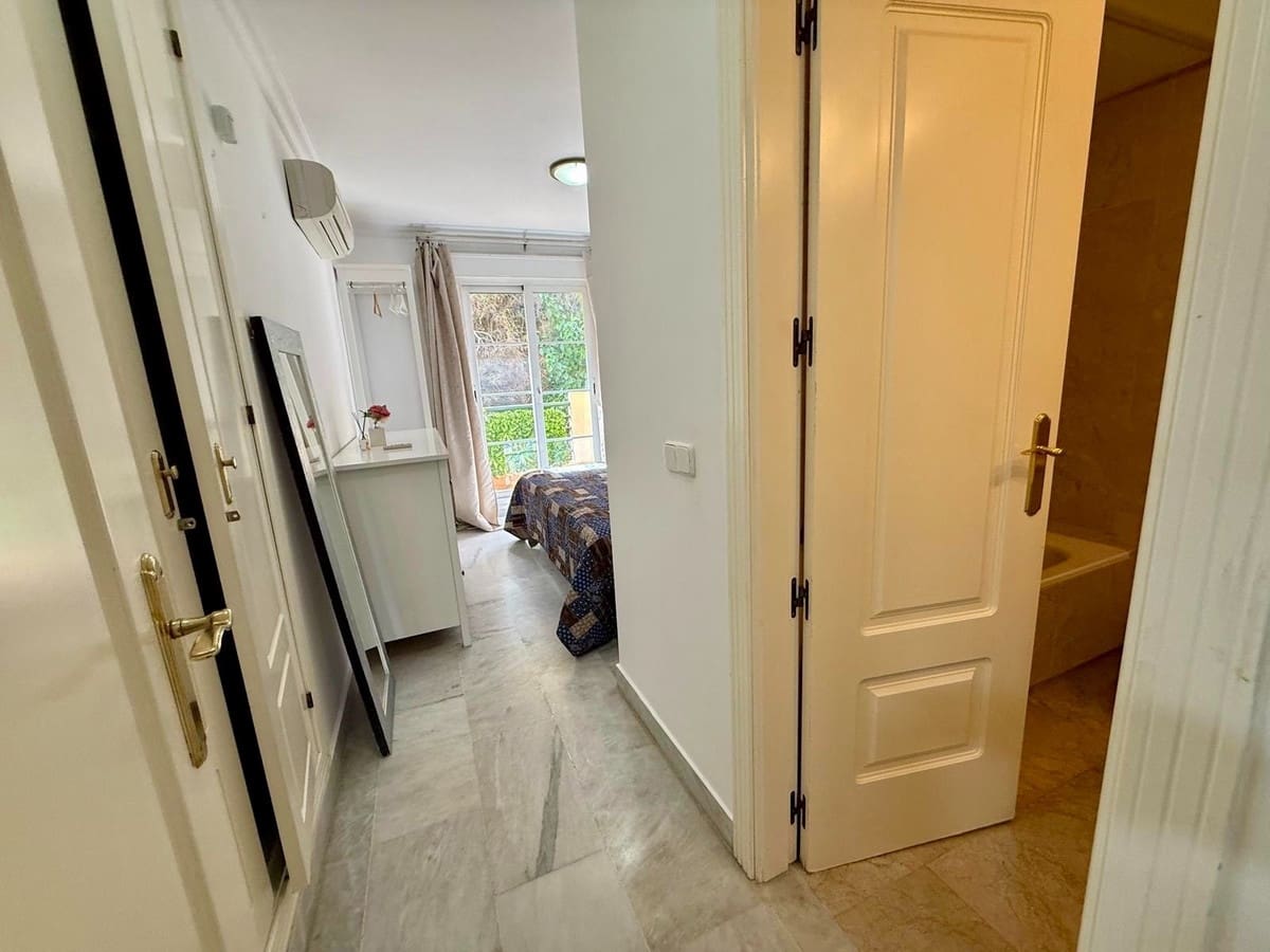 2 quarto Apartamento para venda em Nueva Andalucia - 400 000 € (Ref: 9363923)