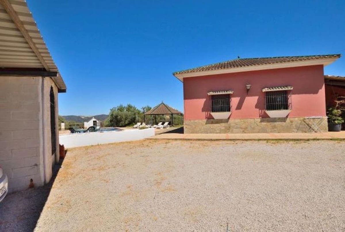 3 sovrum Finca/Hus på landet till salu i Arriate - 480 000 € (Ref: 9363924)