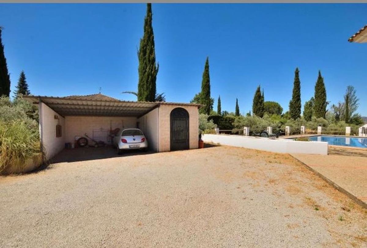 3 sovrum Finca/Hus på landet till salu i Arriate - 480 000 € (Ref: 9363924)