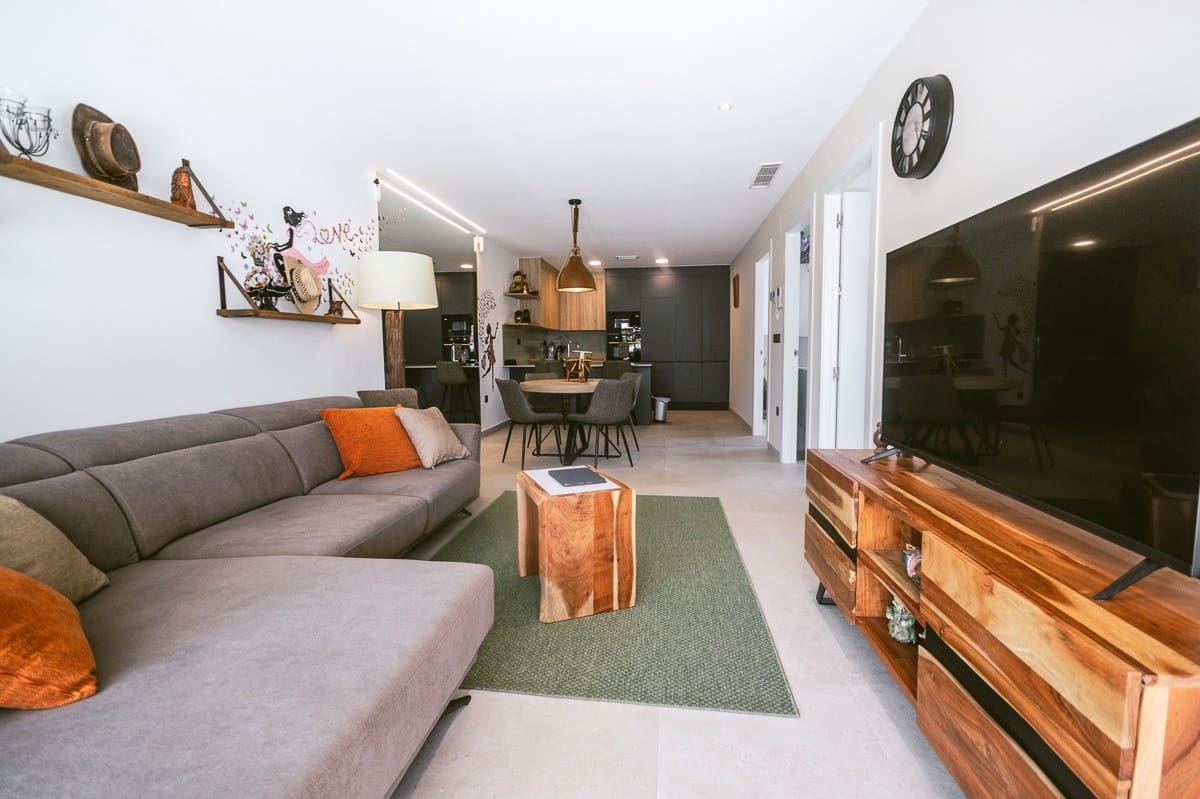 2 bedroom Apartment for sale in Lo Crispin - € 239,000 (Ref: 9363928)