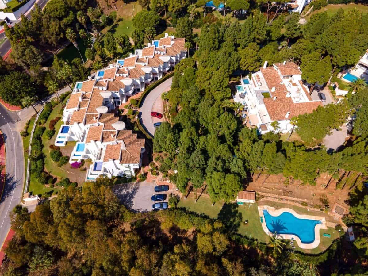 3 slaapkamer Penthouse te koop in Calahonda - € 599.000 (Ref: 9363929)