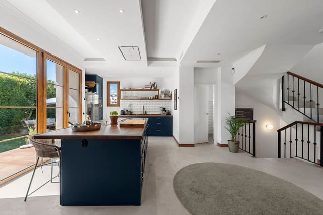 4 bedroom Villa for sale in Parque Central, Estepona - € 1,690,000 (Ref: 9363933)