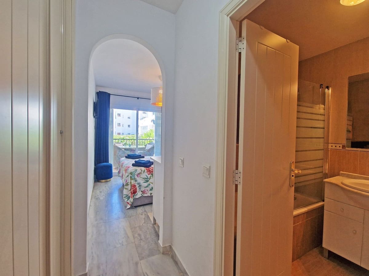 2 chambre Appartement à vendre à Calahonda avec garage - 330 000 € (Ref: 9363935)