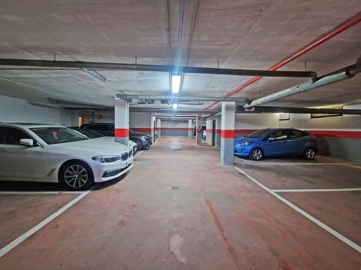 2 chambre Appartement à vendre à Calahonda avec garage - 330 000 € (Ref: 9363935)