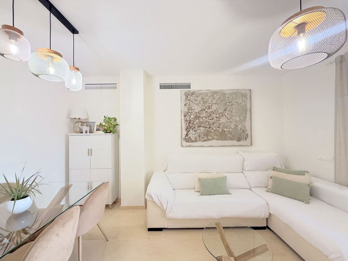 3 bedroom Apartment for sale in La Duquesa / Puerto de la Duquesa - € 480,000 (Ref: 9363936)