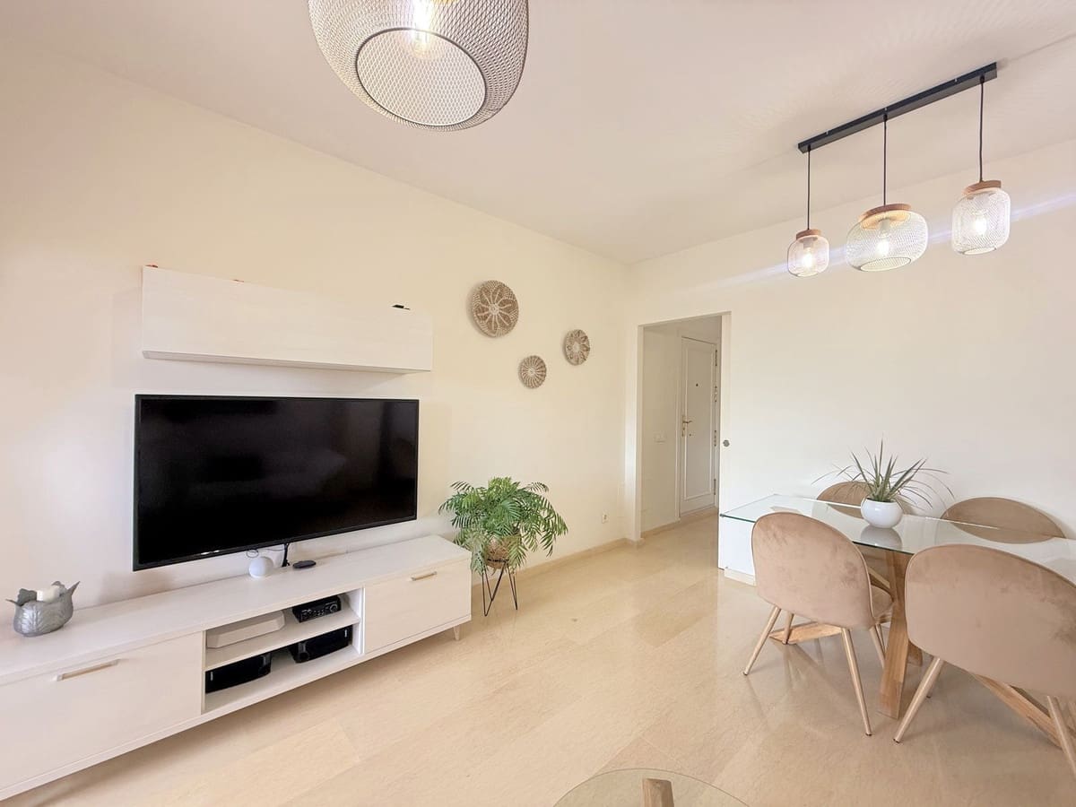 3 bedroom Apartment for sale in La Duquesa / Puerto de la Duquesa - € 480,000 (Ref: 9363936)