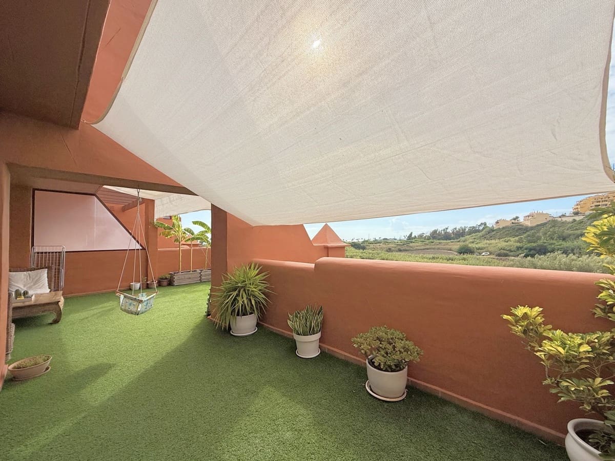 3 bedroom Apartment for sale in La Duquesa / Puerto de la Duquesa - € 480,000 (Ref: 9363936)