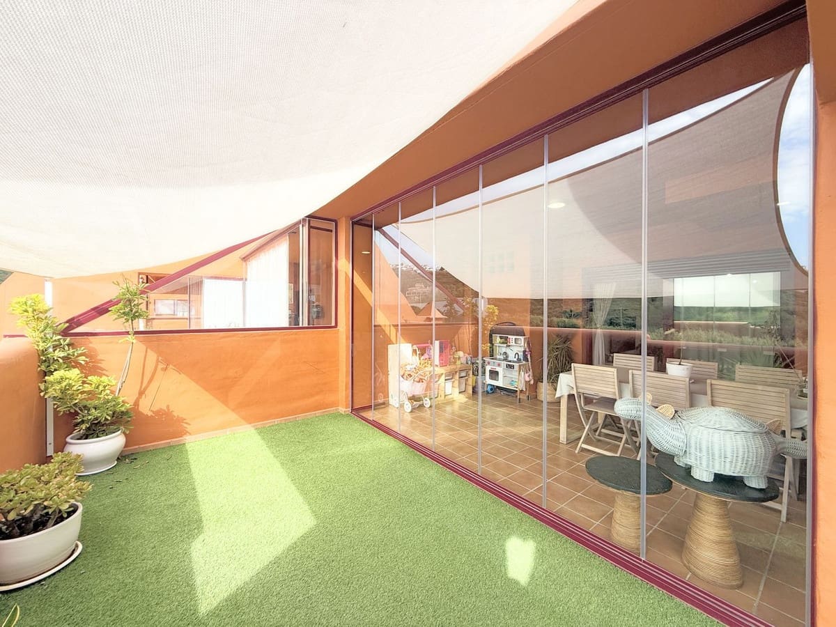 3 bedroom Apartment for sale in La Duquesa / Puerto de la Duquesa - € 480,000 (Ref: 9363936)