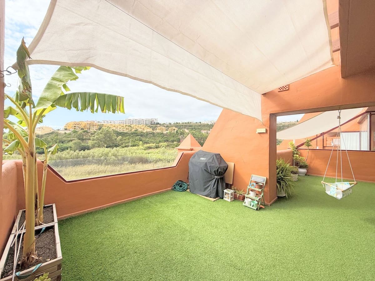 3 bedroom Apartment for sale in La Duquesa / Puerto de la Duquesa - € 480,000 (Ref: 9363936)