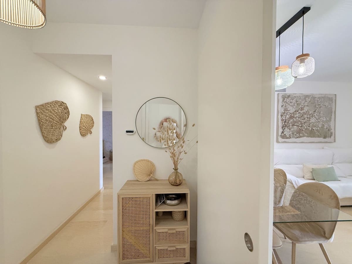 3 bedroom Apartment for sale in La Duquesa / Puerto de la Duquesa - € 480,000 (Ref: 9363936)