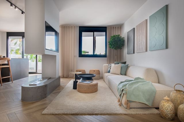 Apartamento de 3 habitaciones en Puerto Banus, Marbella en venta - 995.000 € (Ref: 9363940)