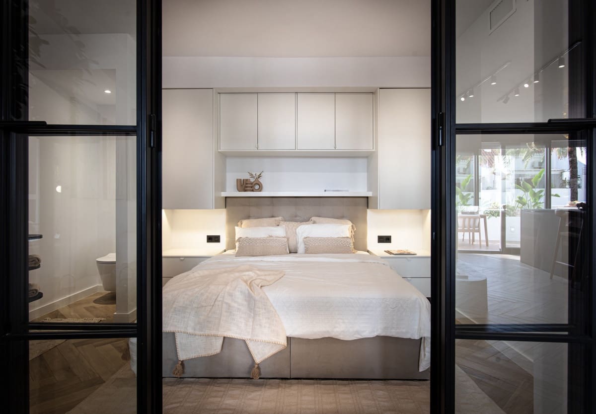 Apartamento de 3 habitaciones en Nueva Andalucia en venta - 995.000 € (Ref: 9363940)