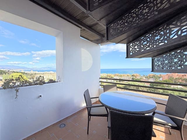 2 bedroom Penthouse for sale in La Duquesa / Puerto de la Duquesa, Manilva - € 315,000 (Ref: 9363941)