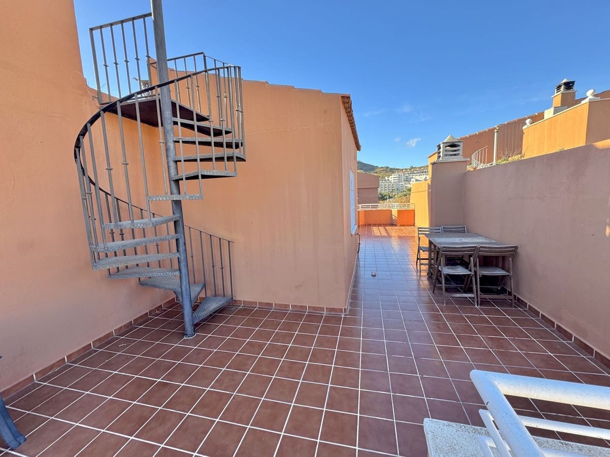 2 soverom Penthouse til salgs i Riviera del Sol med garasje - € 369 995 (Ref: 9363942)