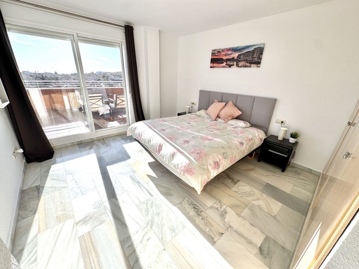 2 soverom Penthouse til salgs i Riviera del Sol med garasje - € 369 995 (Ref: 9363942)