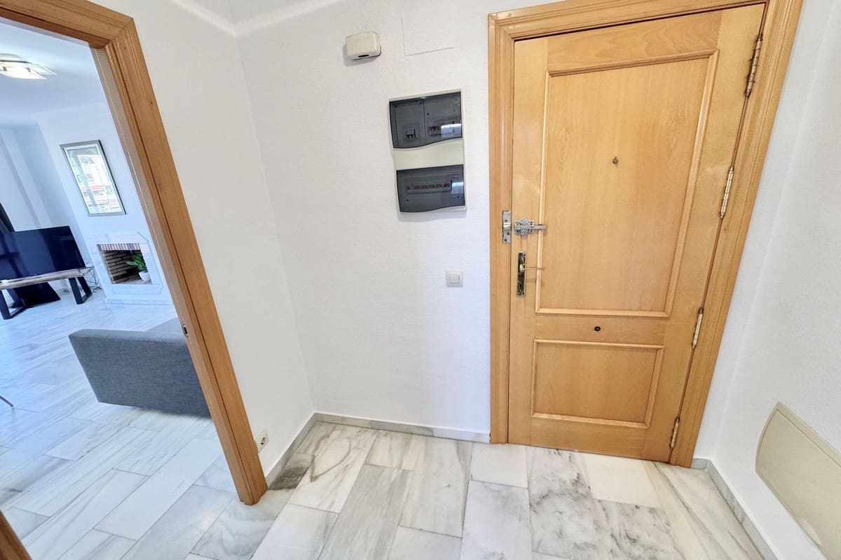 2 soveværelse Penthouse til salg i Riviera del Sol med garage - € 349.995 (Ref: 9363942)