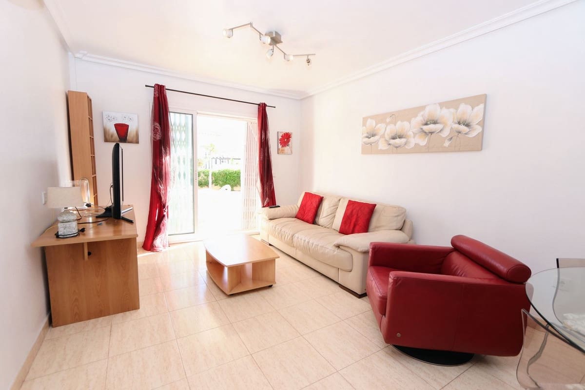 Apartamento de 3 habitaciones en Playa Flamenca en venta - 264.000 € (Ref: 9363948)